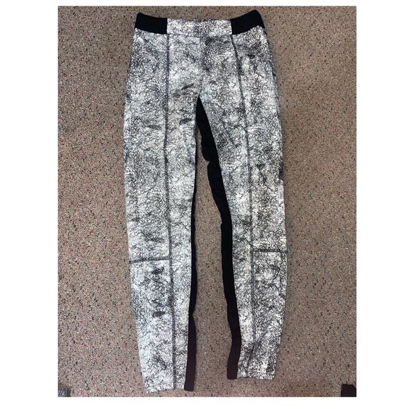 Guess Black and White Speckle Jeggings - Picture 2 of 4